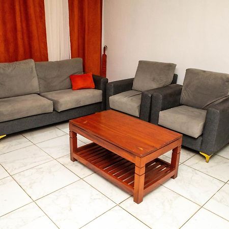 Hotel Les Orchidees Котону Екстериор снимка